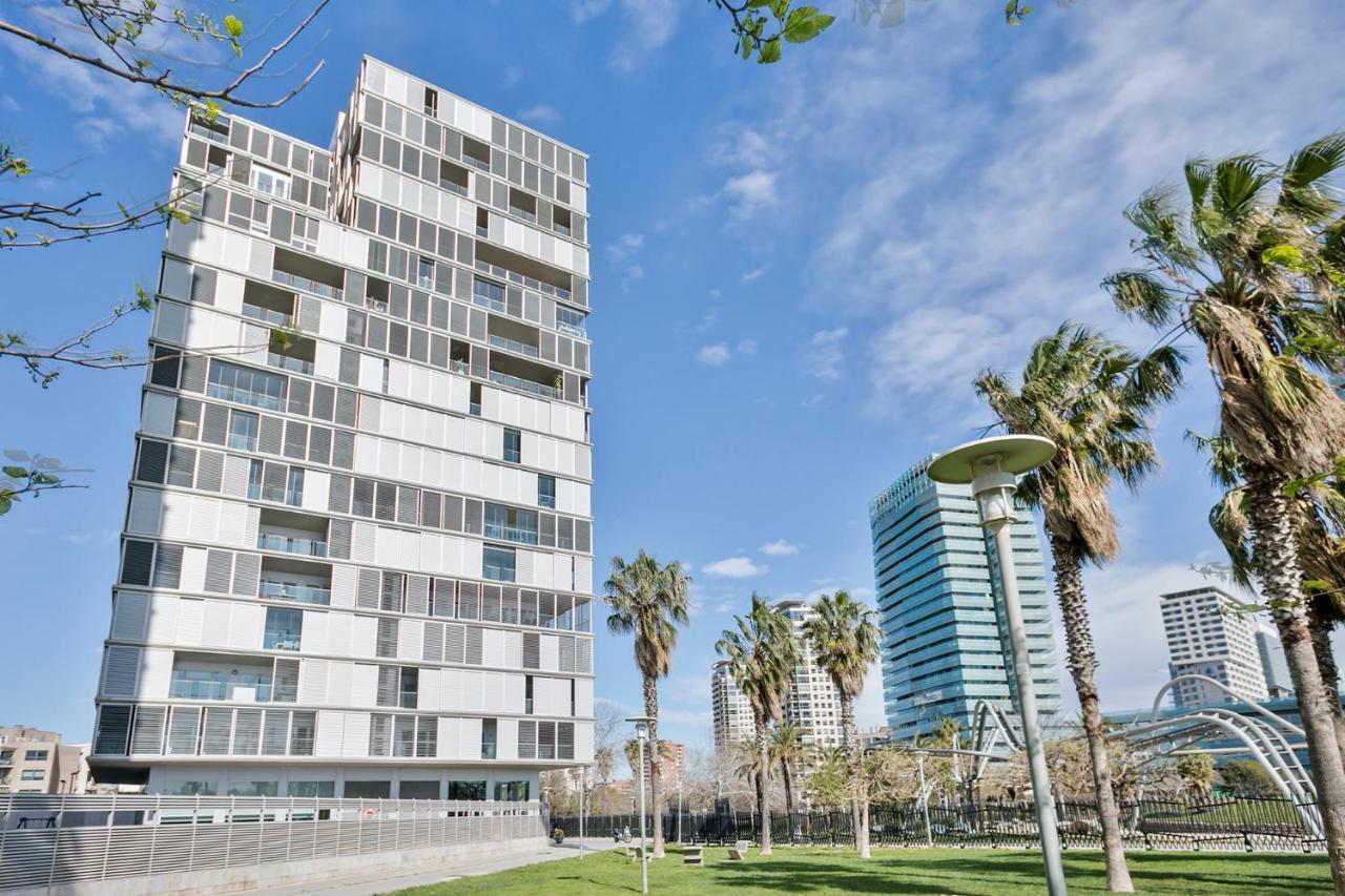 Alcam Llum Deluxe Apartment Barcelona Luaran gambar