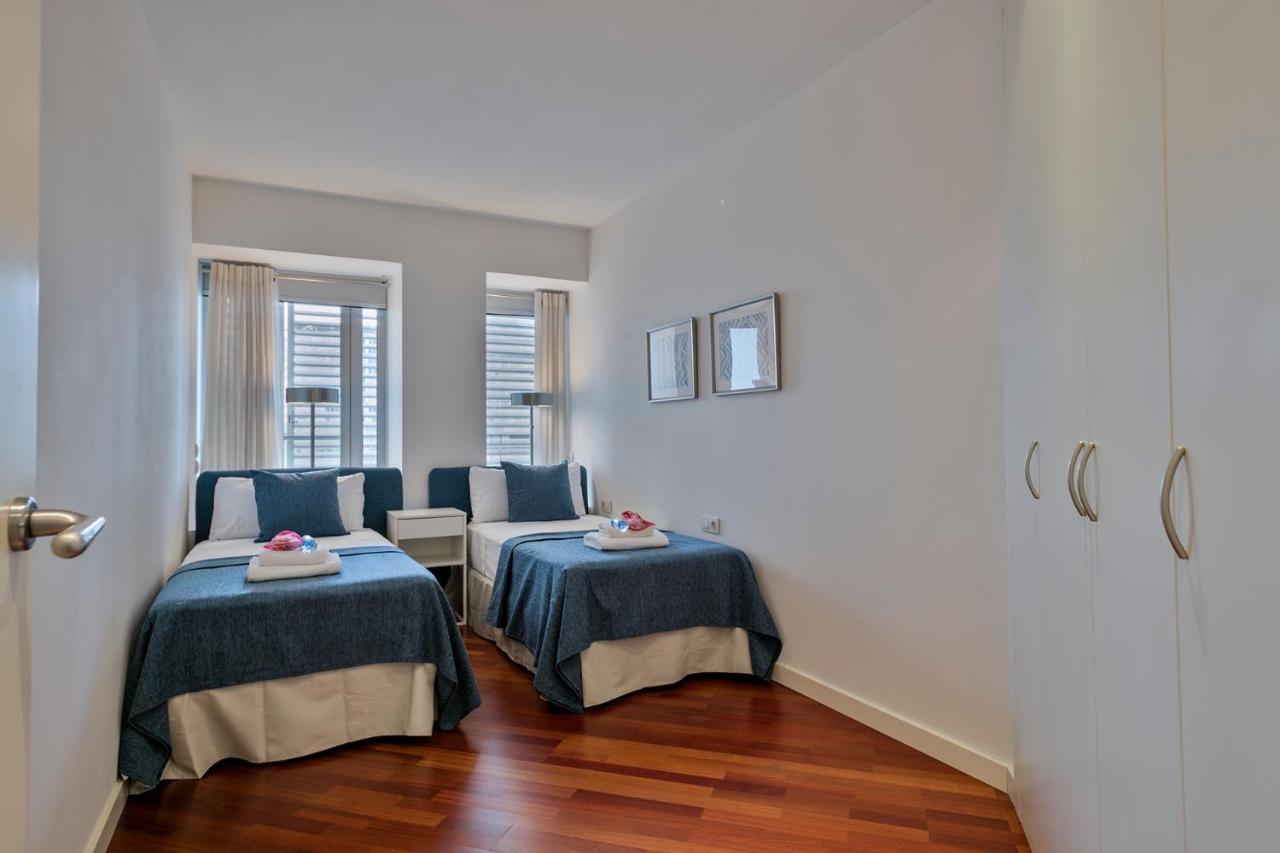 Alcam Llum Deluxe Apartment Barcelona Luaran gambar