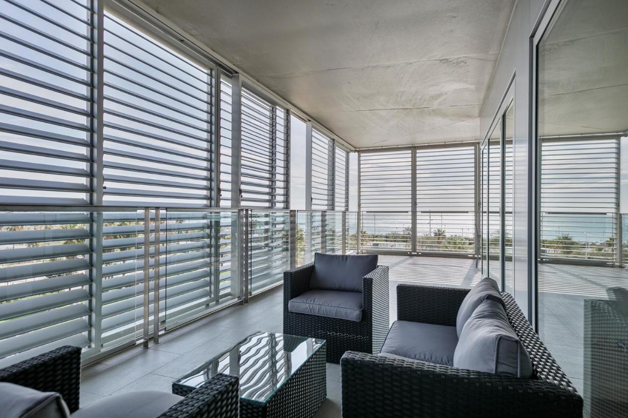 Alcam Llum Deluxe Apartment Barcelona Luaran gambar