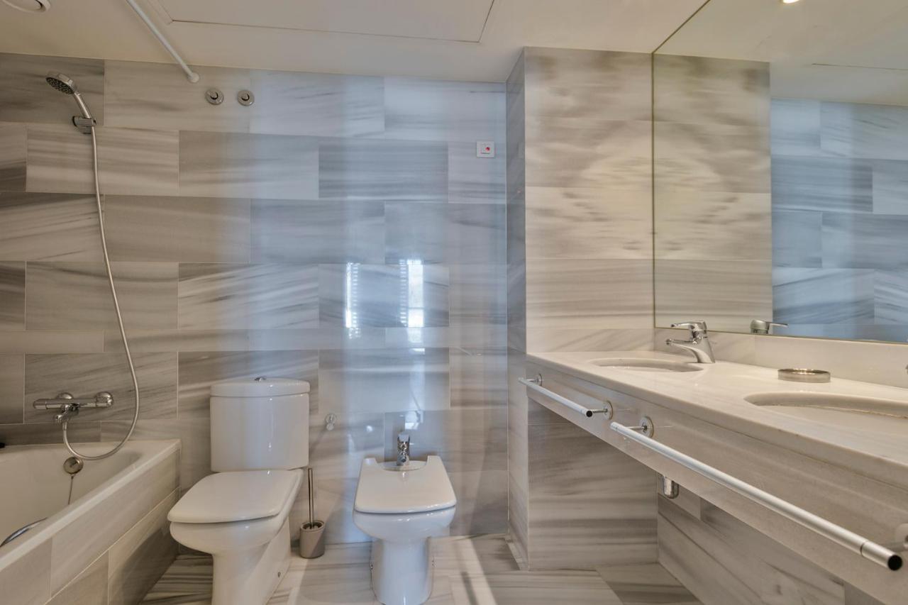 Alcam Llum Deluxe Apartment Barcelona Luaran gambar