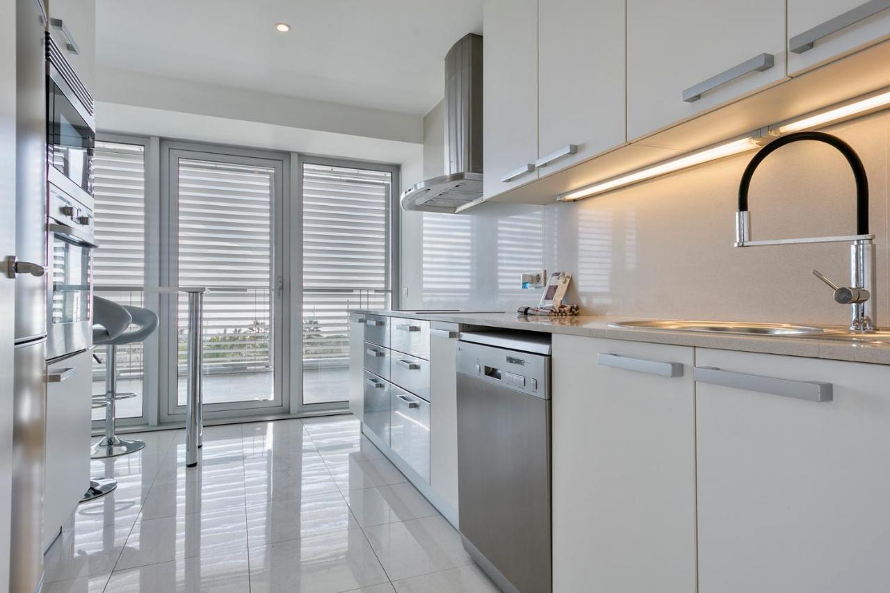 Alcam Llum Deluxe Apartment Barcelona Luaran gambar